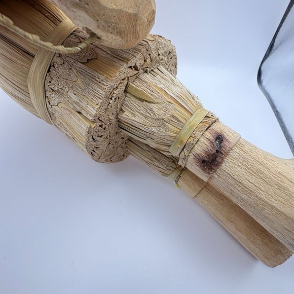 Vintage Folk Art Santa Figurine with Basket Handcrafted Wood and Straw Statue - Picture 5 of 12